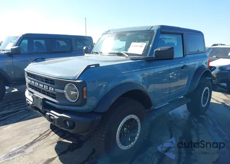 2023 Ford Bronco Black Diamond z USA, uszkodzony, nr VIN 1FMDE5CH3PLB49797